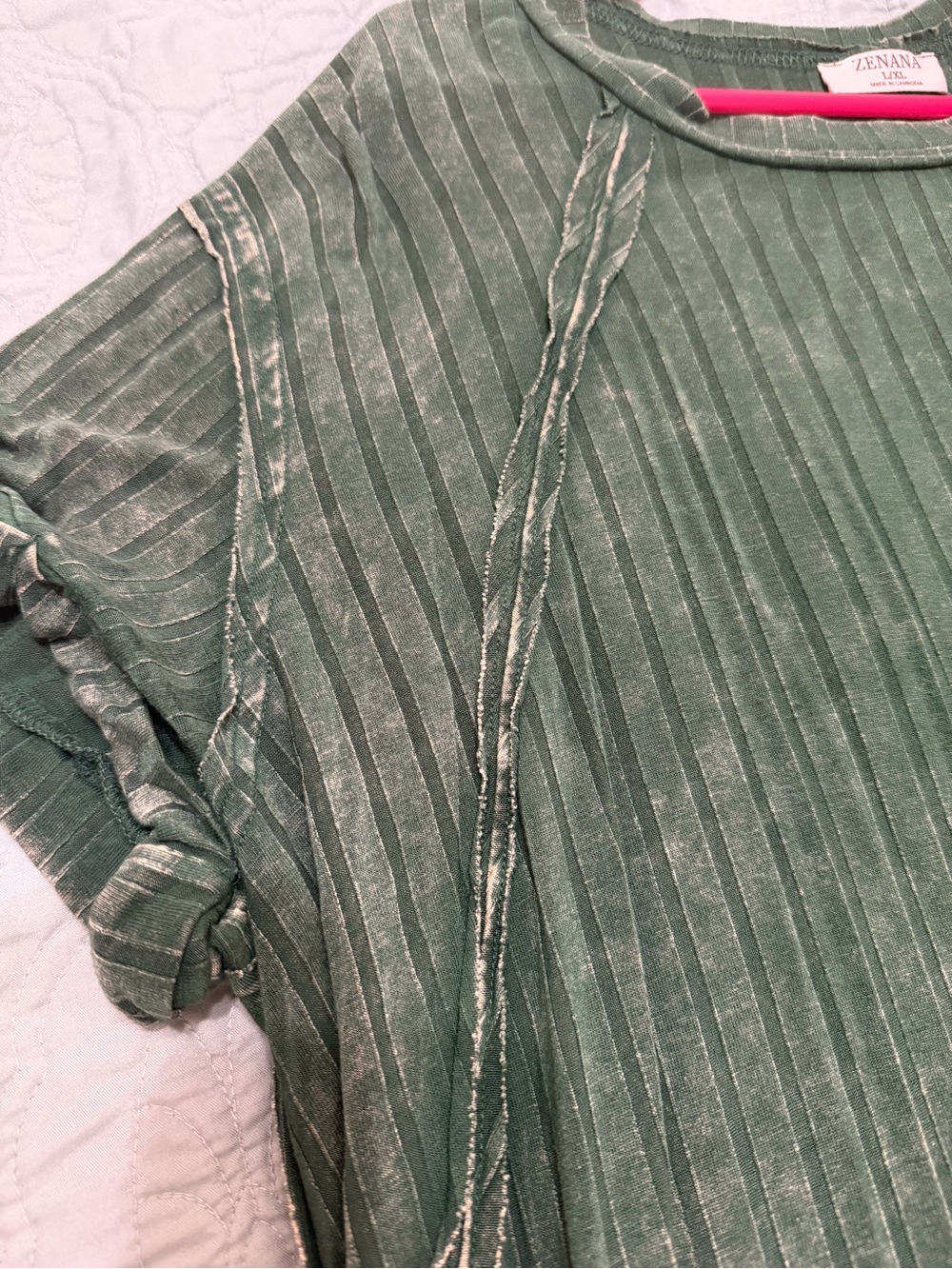 2 Boutique Tops- Zenana Short Sleeve Green & Black- size L/XL - Picture 5 of 15